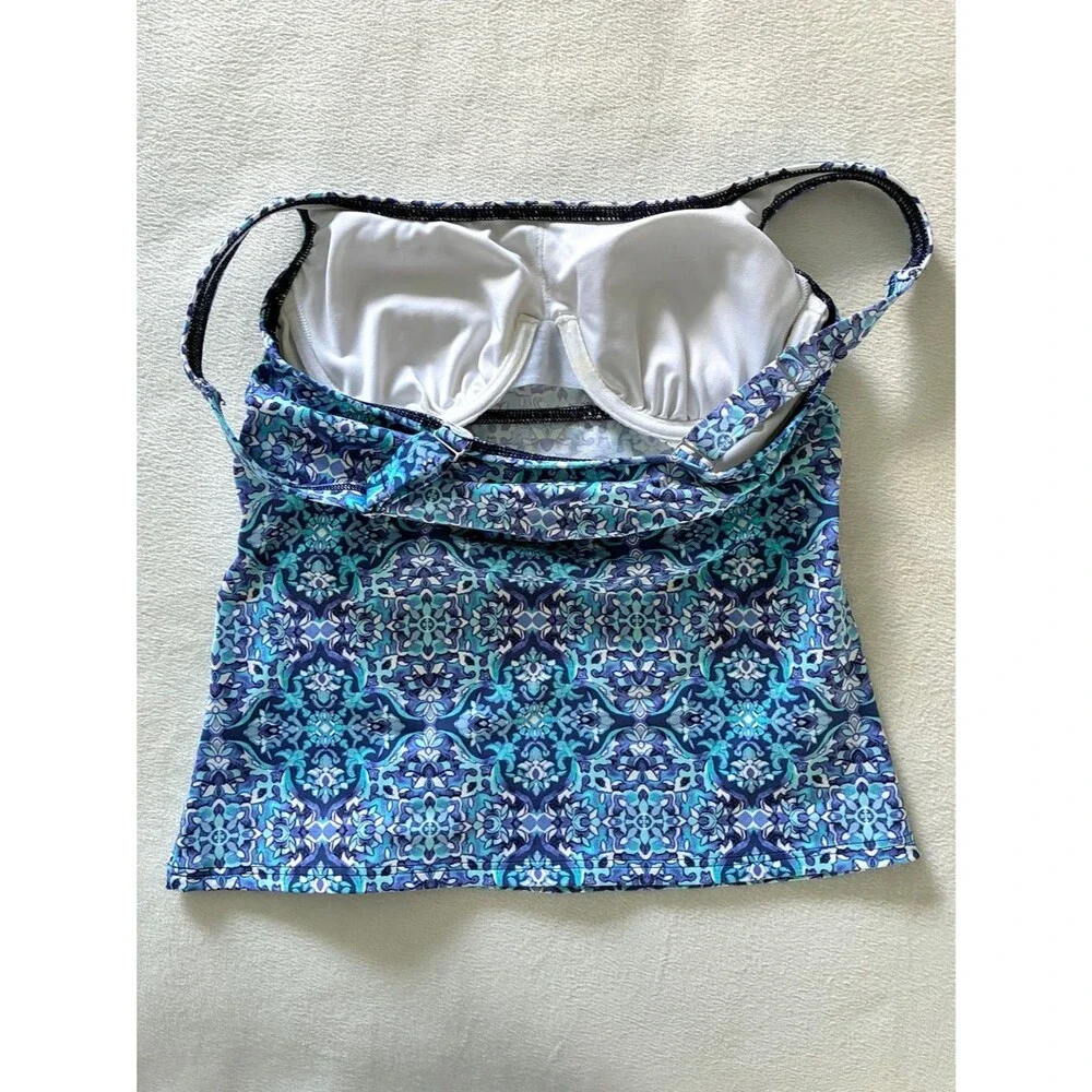 Lands’ End Tankini Top 4 Petite Blue Tile Print Underwire Resort Cruise Wear